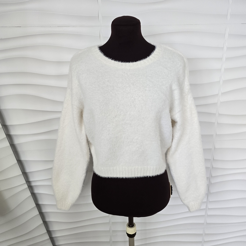 Hollister Plush White Crewneck Sweater